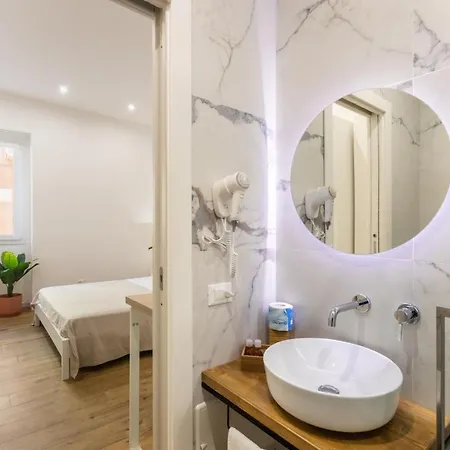 アパート Trisina