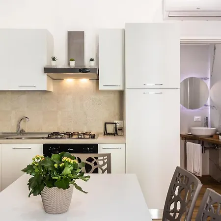 Apartment Trisina *