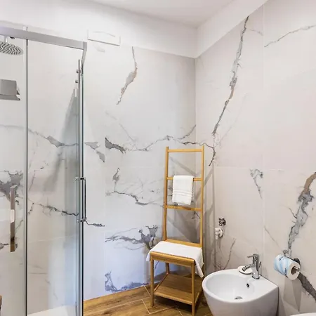 Trisina Apartment