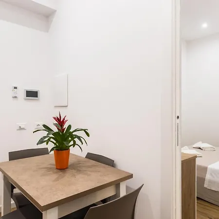 アパート Trisina *